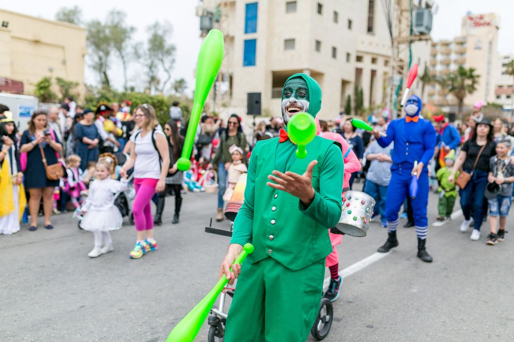 Photograph by Chaim Aminov