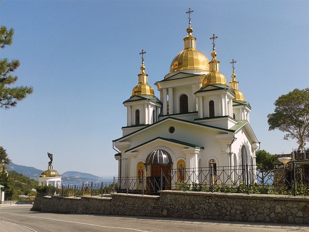 ХРАМ СВЯТОГО АРХИСТРАТИГА МИХАИЛА, ОРЕАНДА, КРЫМ