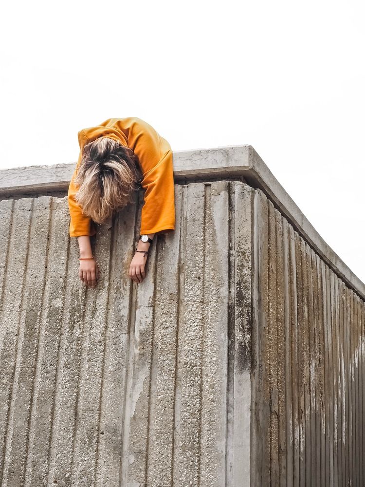 Стремление вниз