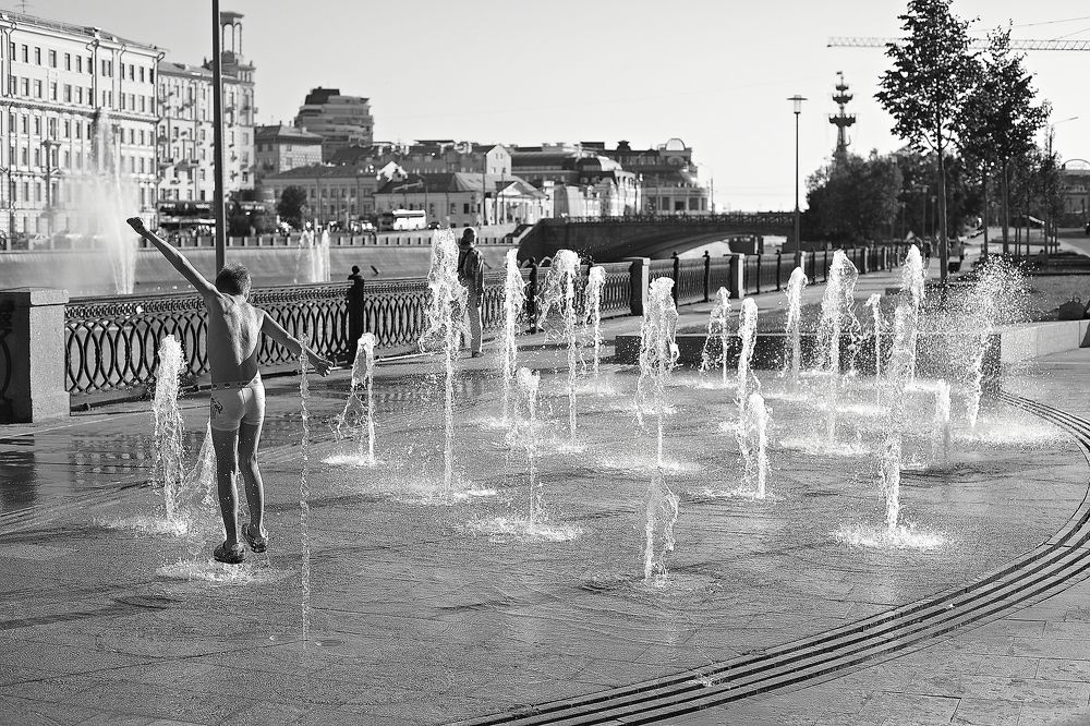 Жарко в городе.