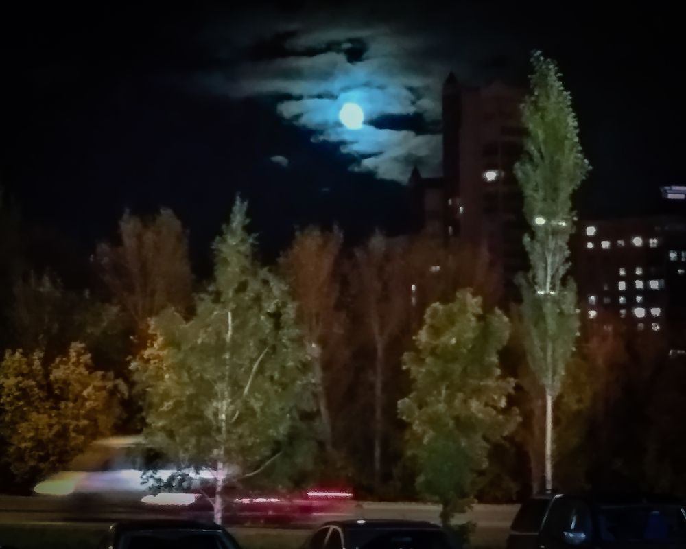 Поздний вечер