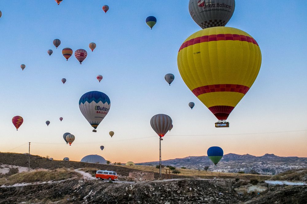 Удивительный мир с шарами