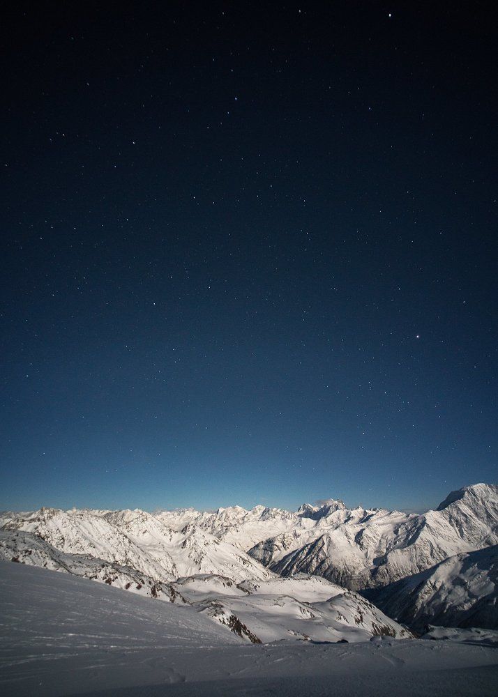 Эльбрус. Гарабаши. Вид на Кавказский хребет