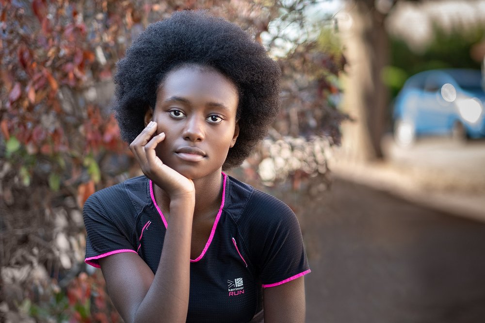 Деревенская девчонка