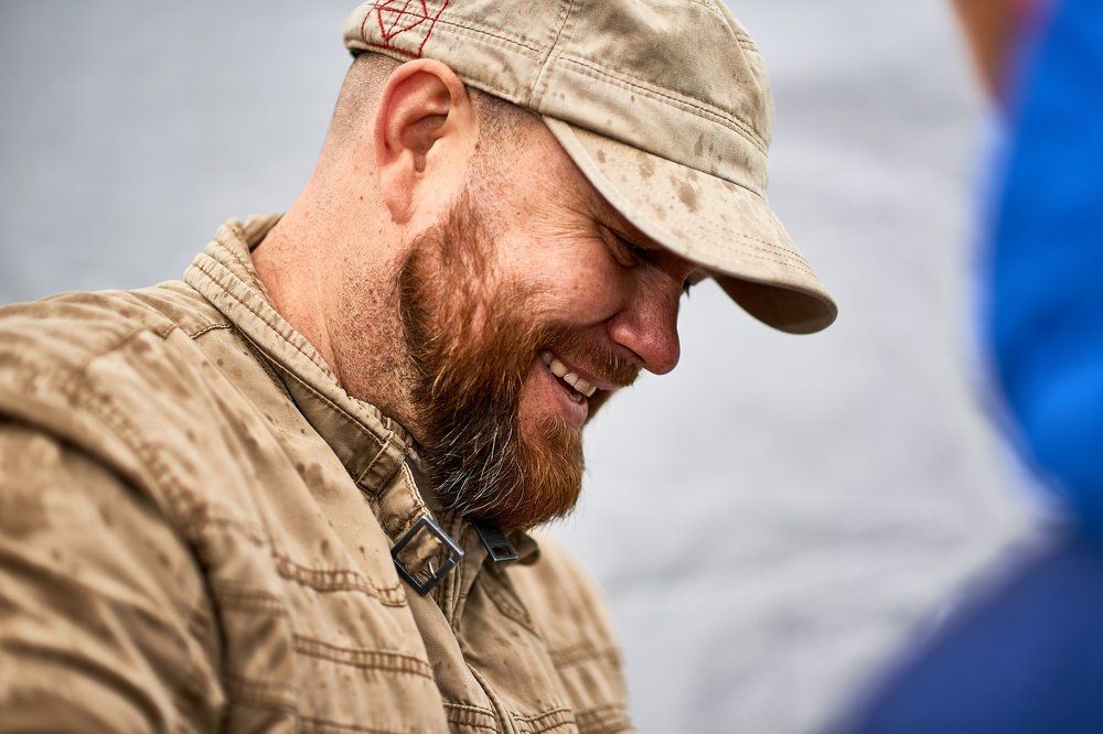 Брутальная улыбка