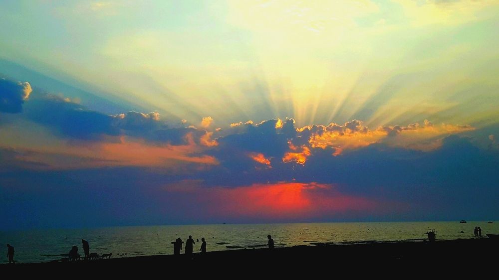 Солнце в облаках