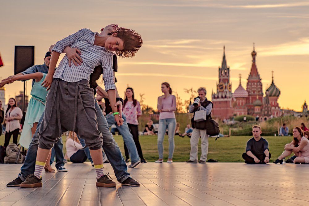 Хастл с Москвой