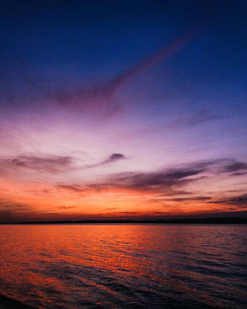 Закат на Волге