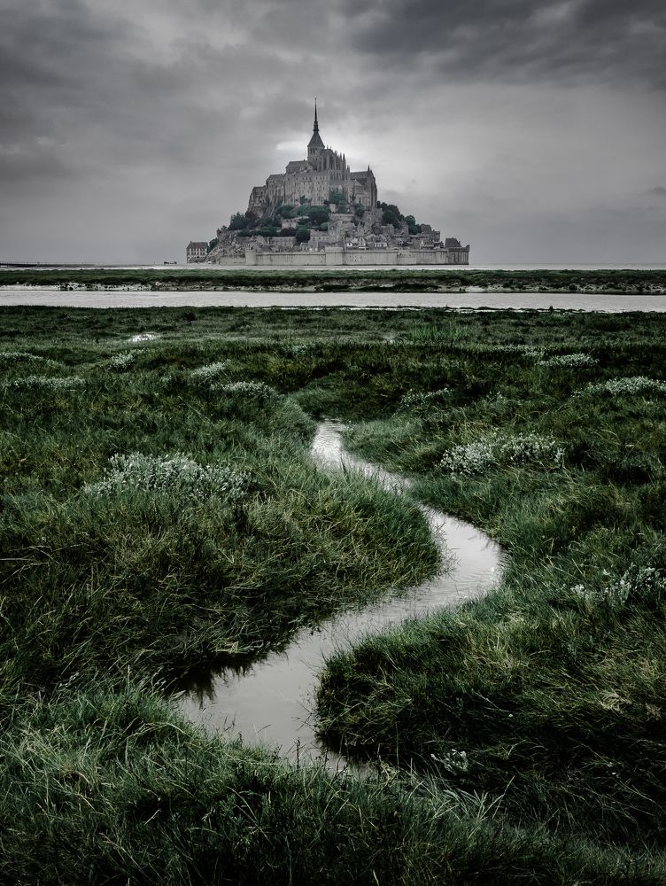 Готичный Мон-Сен-Мишель