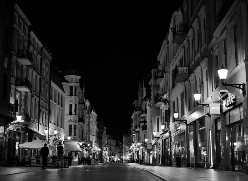 Night street (Torun)