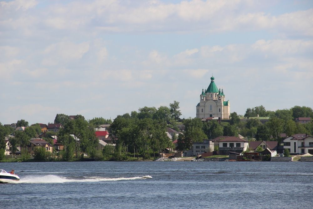 Акватория пруда