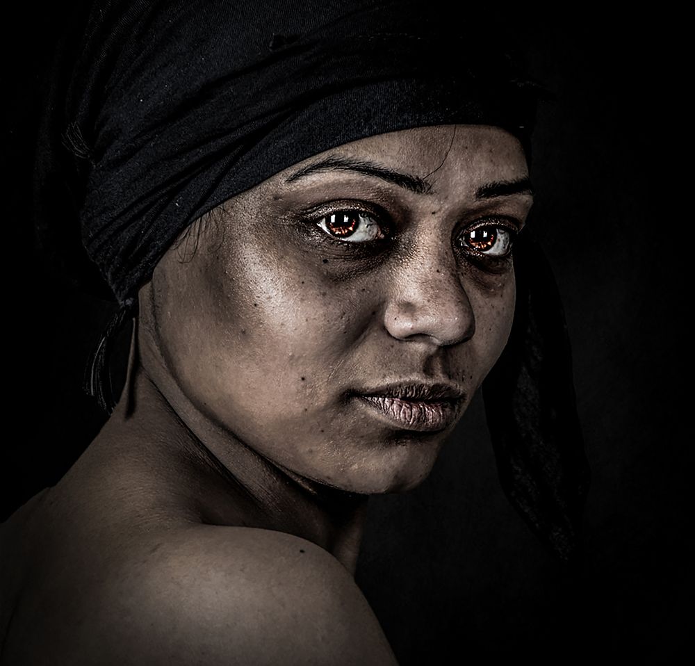 Black skin and beauty eyes