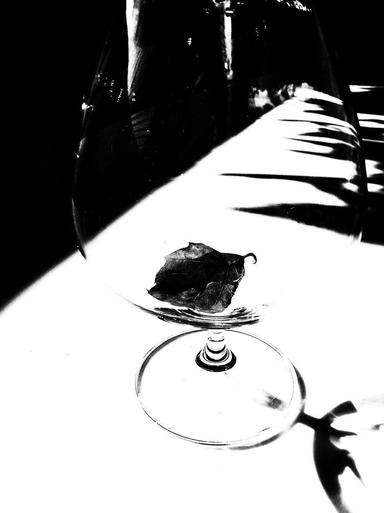 Прозрачность бокала...