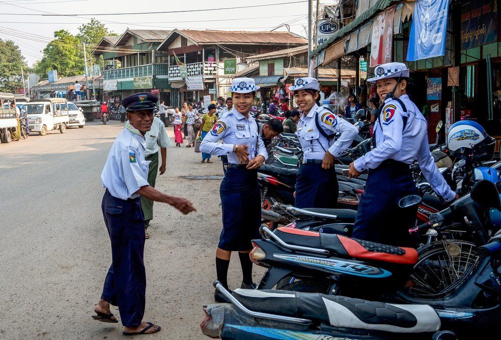 Полицейские