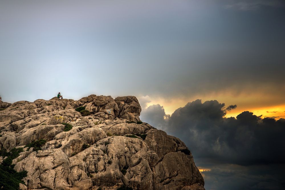 On the edge of Horizon