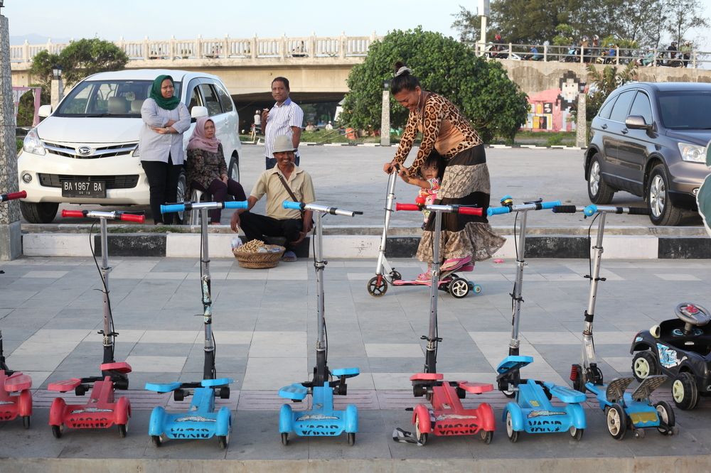 Learn to use Otoped Scooters