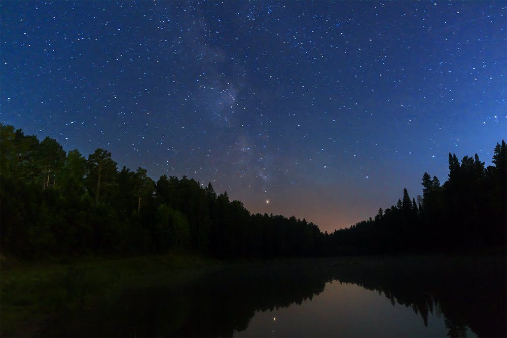 Озеро и звёзды