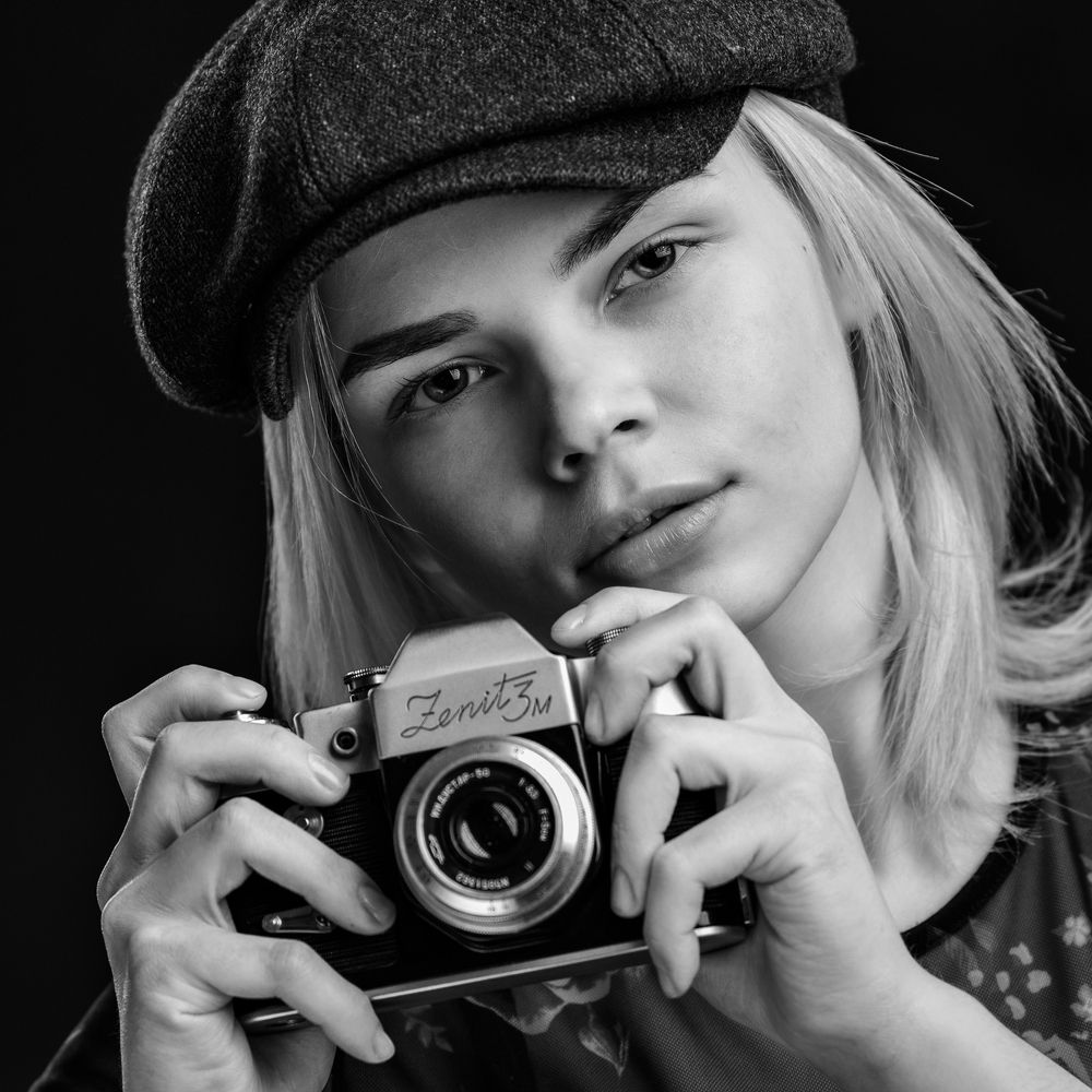 Юная фотограф