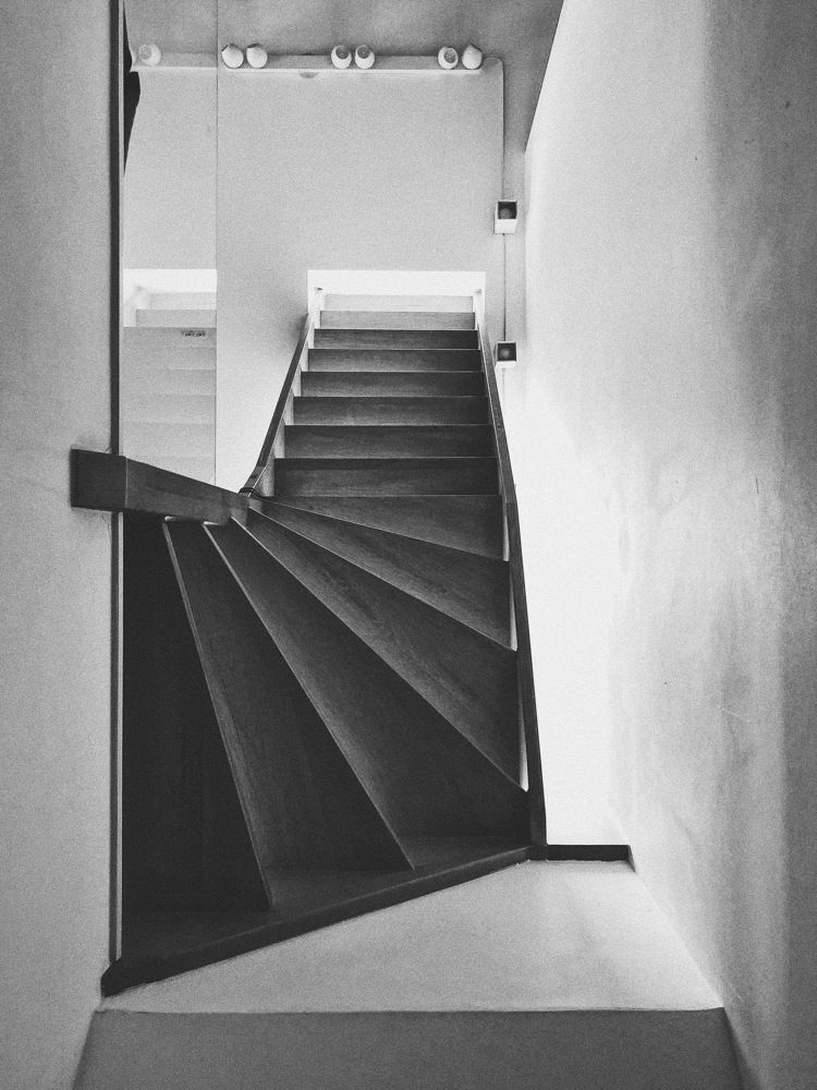 Над головой