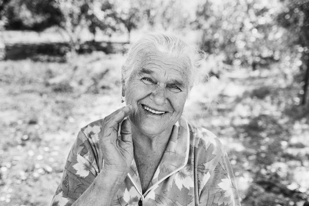 Счастливая бабушка