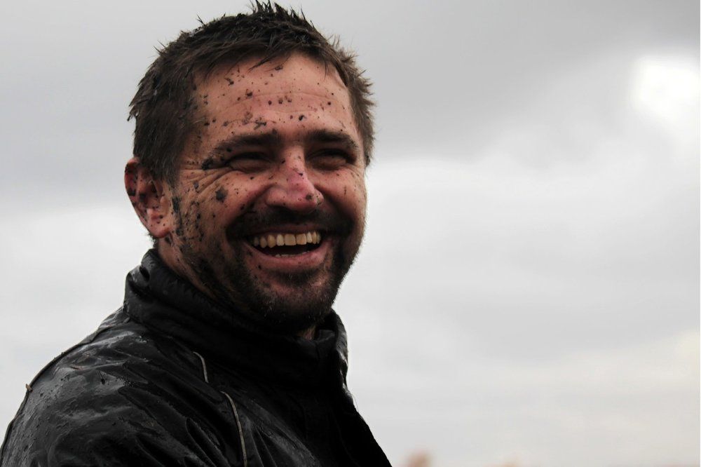 Грязный, но счастливый