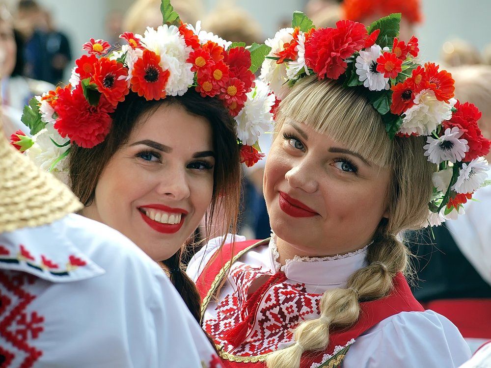 Национальный колорит.