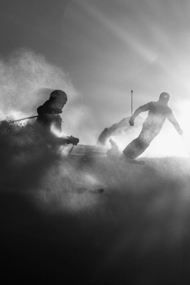 Shadow play a snow adventure