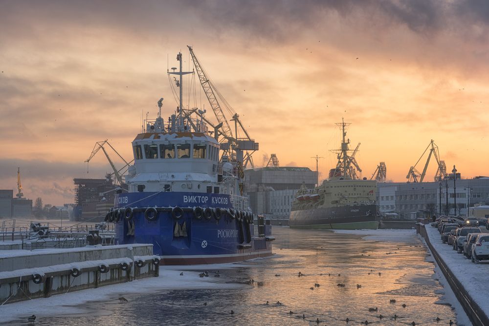 Корабли на закате