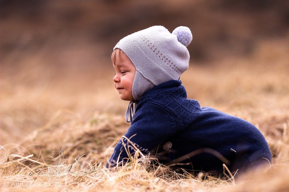 Small man with bid dreams