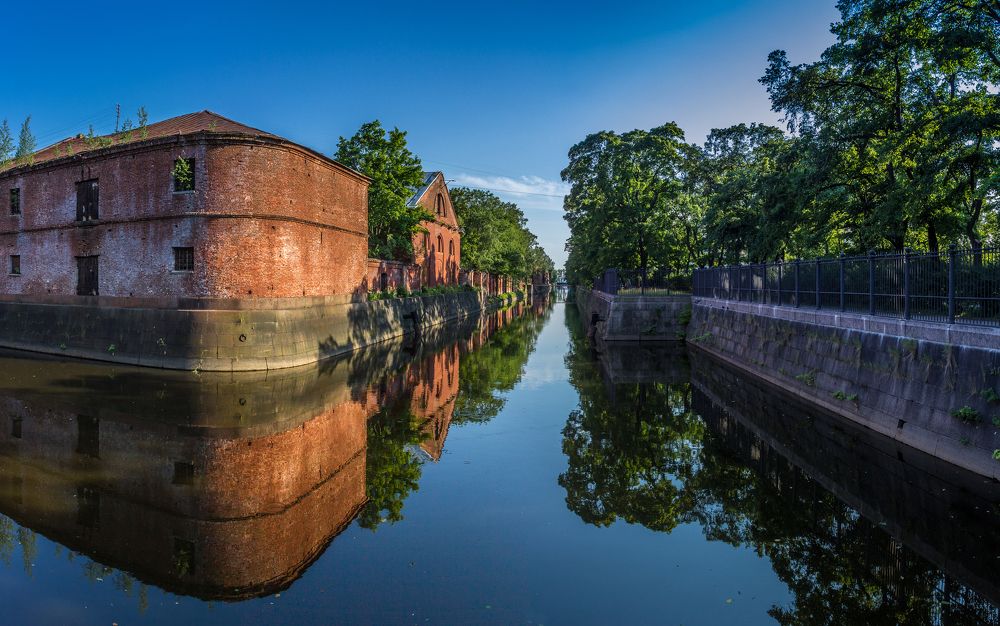 Продовольственные склады в Кронштадте, Обводной канал