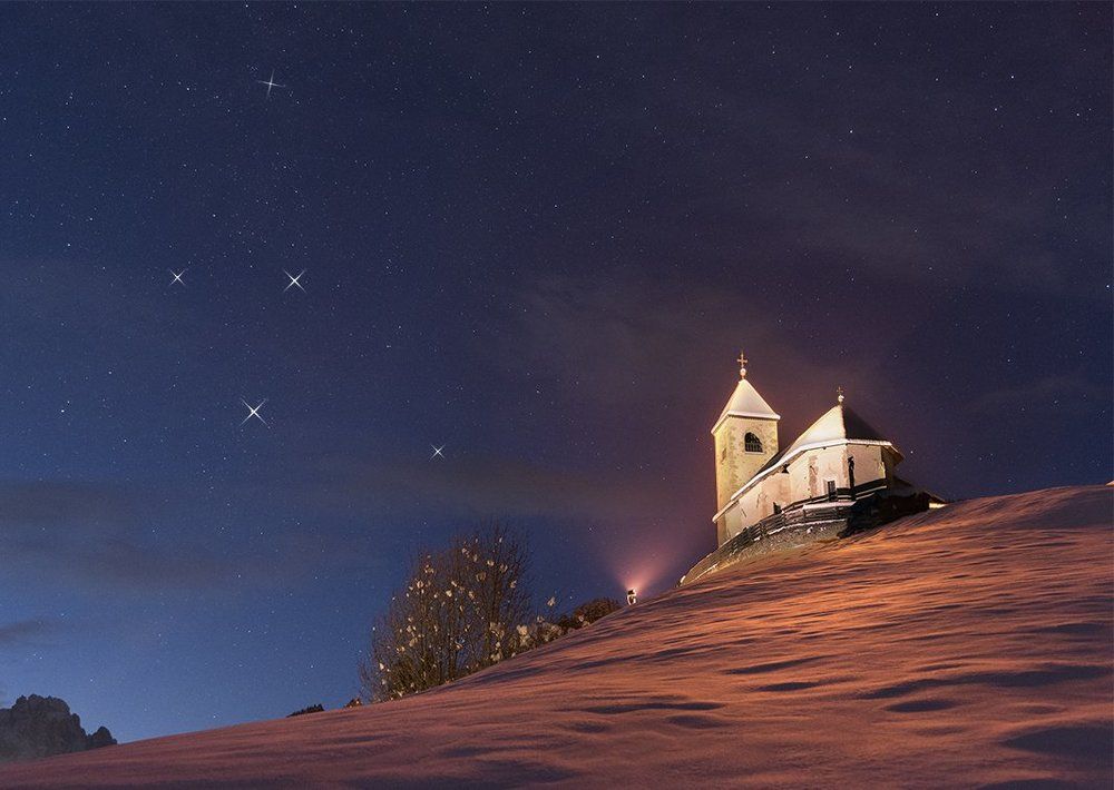 cassiopea in a winter night