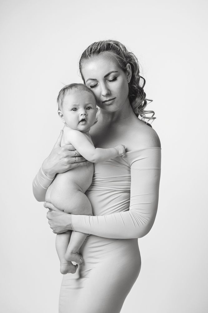 Мать и дитя