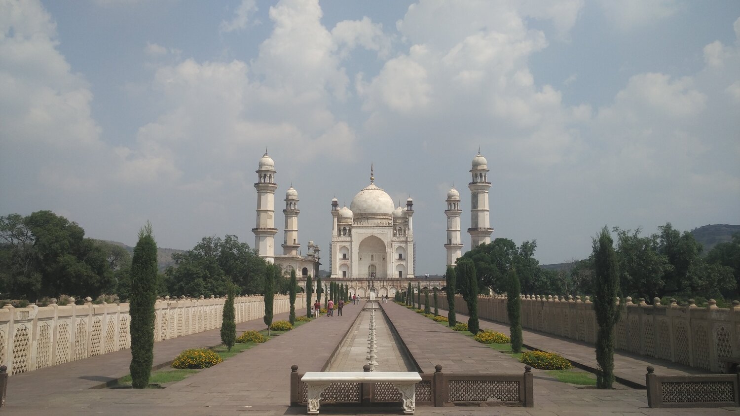 A hidden marvel of Aurangabad City - "Bibi ka Muqbara"