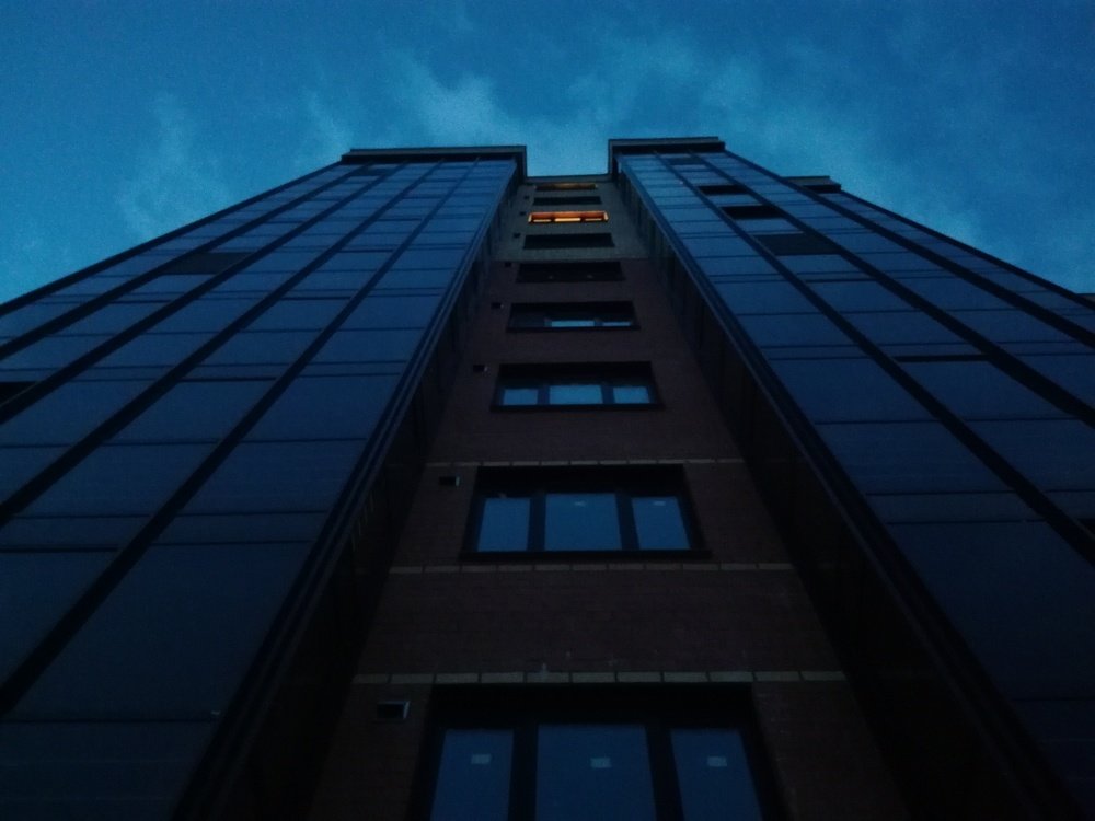 Свет в оконце