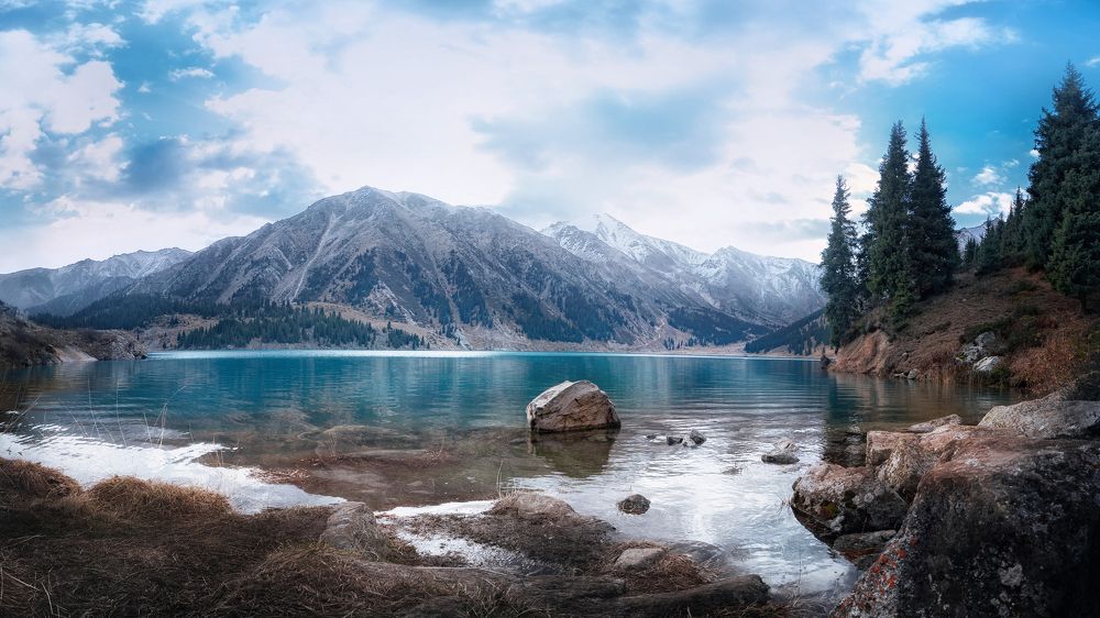 Алматинское озеро