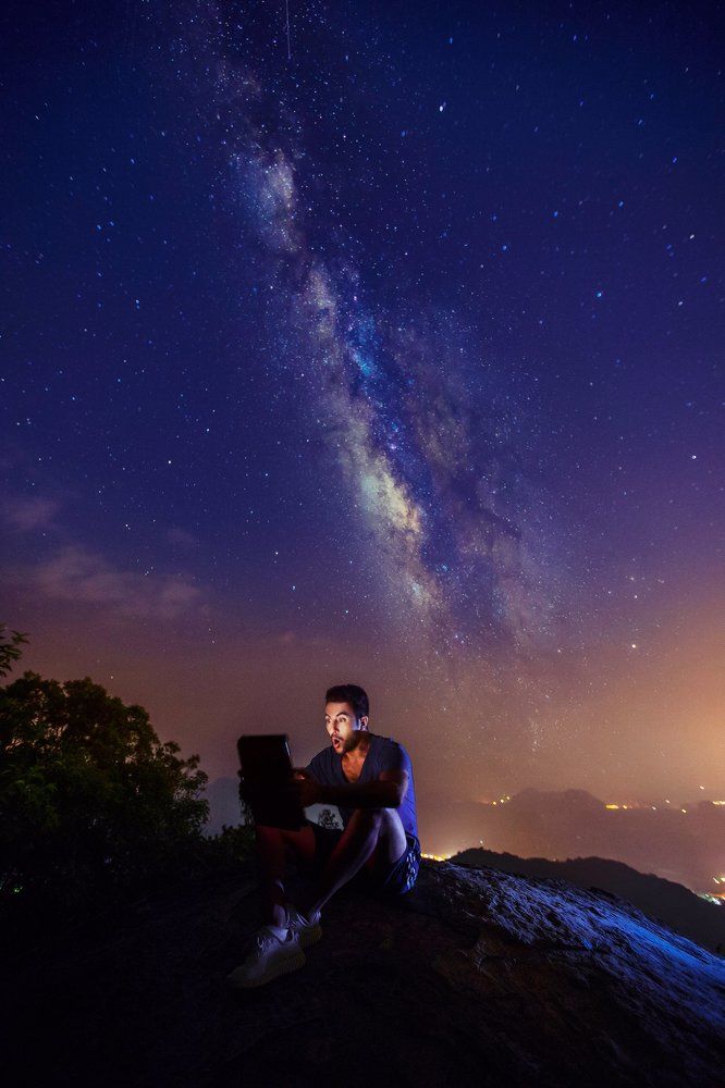 The choice is yours: real or virtual life?