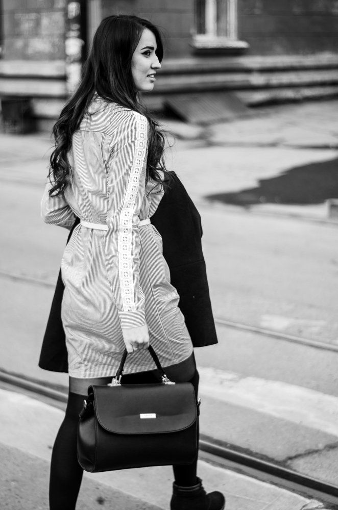 С одной стороны на другую