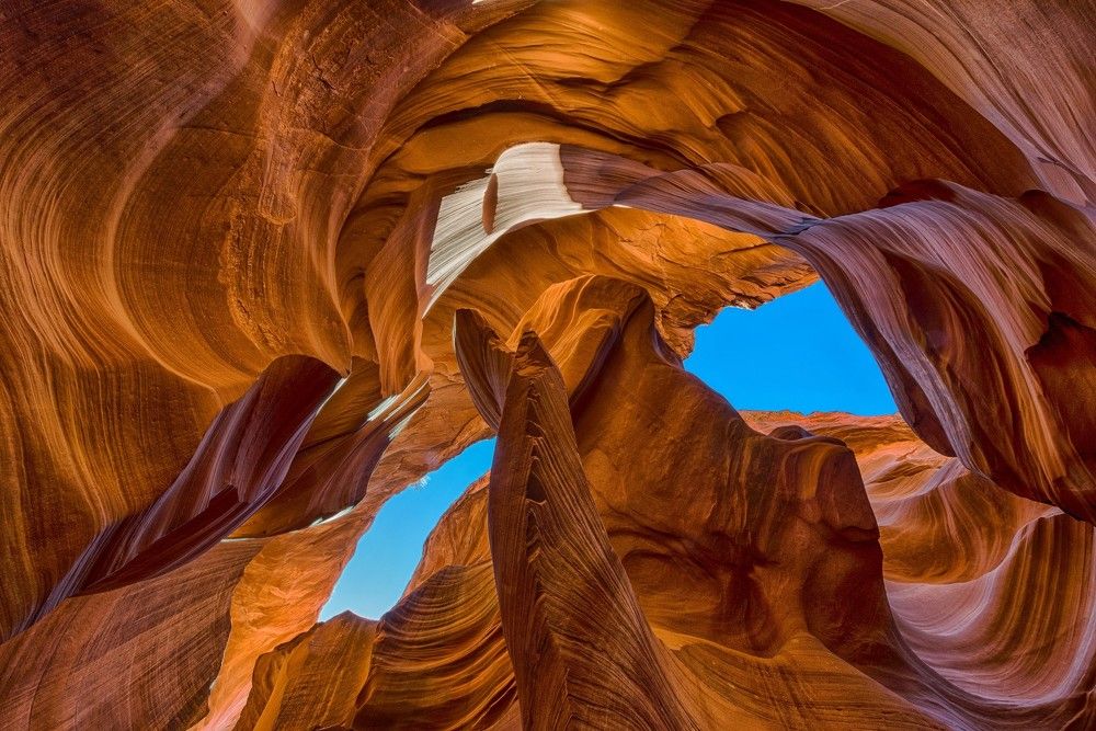 Antelope Canyon look up