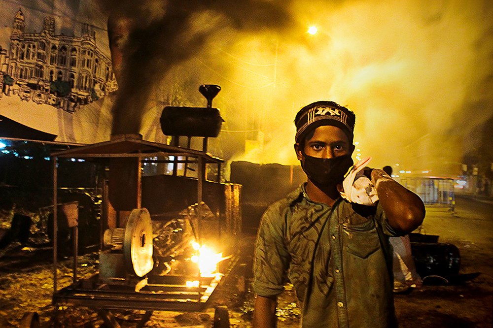 THE BURNING CHILDHOOD