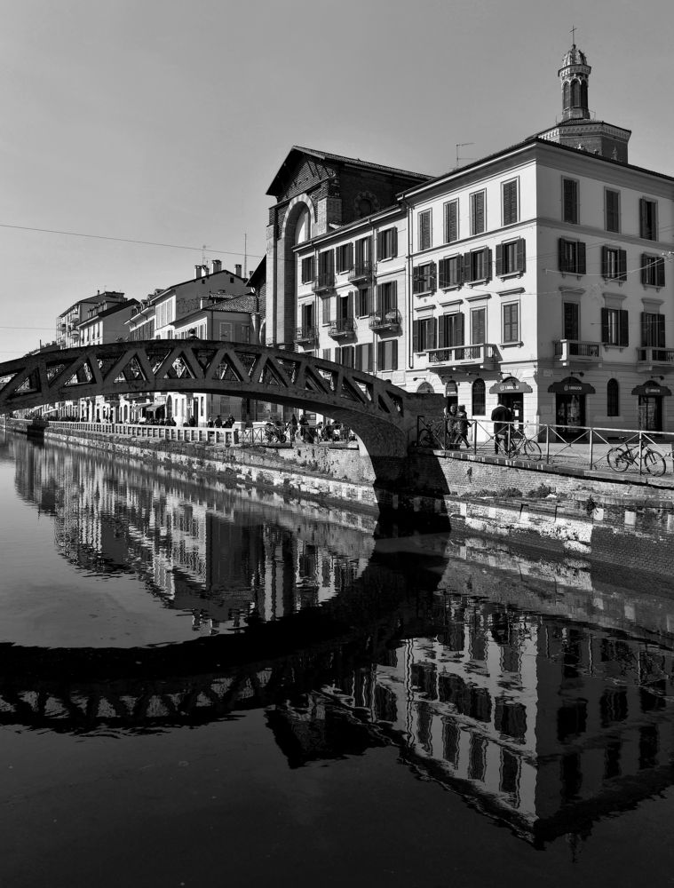 Reflections on the City (Milan)