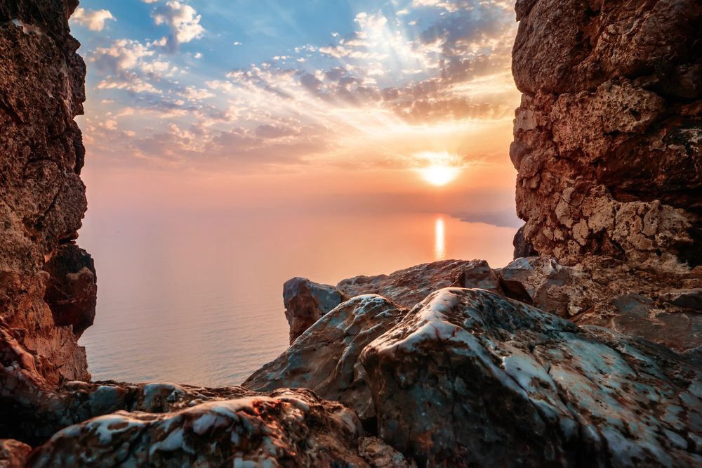 Взгляд через окно