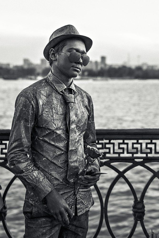 Человек из глины