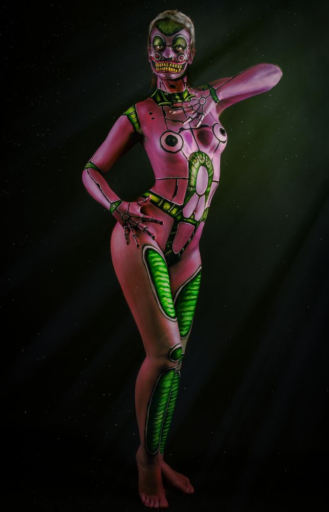 Инопланетянка