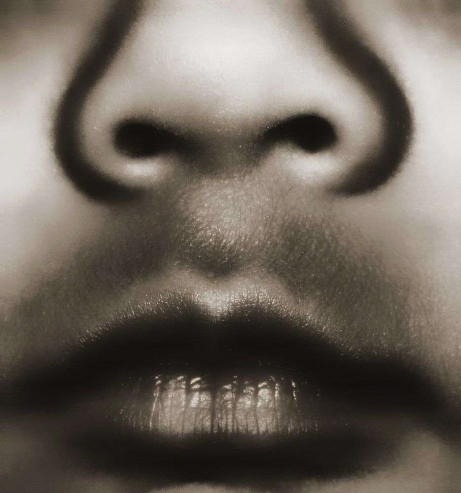 Nose and Lips Line.