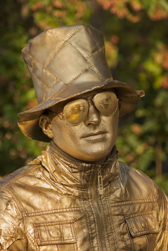 Золотой парень