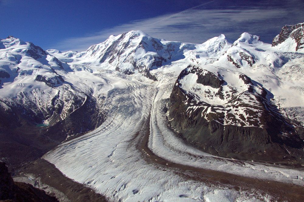 Ледник и озеро