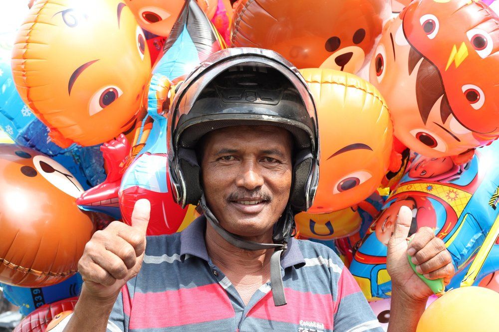 pictorial balloon seller