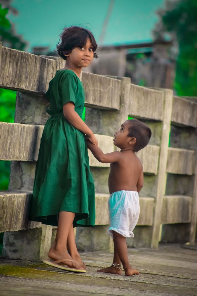 Children surprised glance