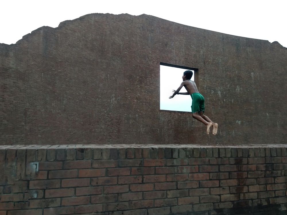 Flying of freedom