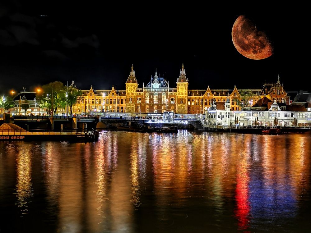 Amsterdam in the night